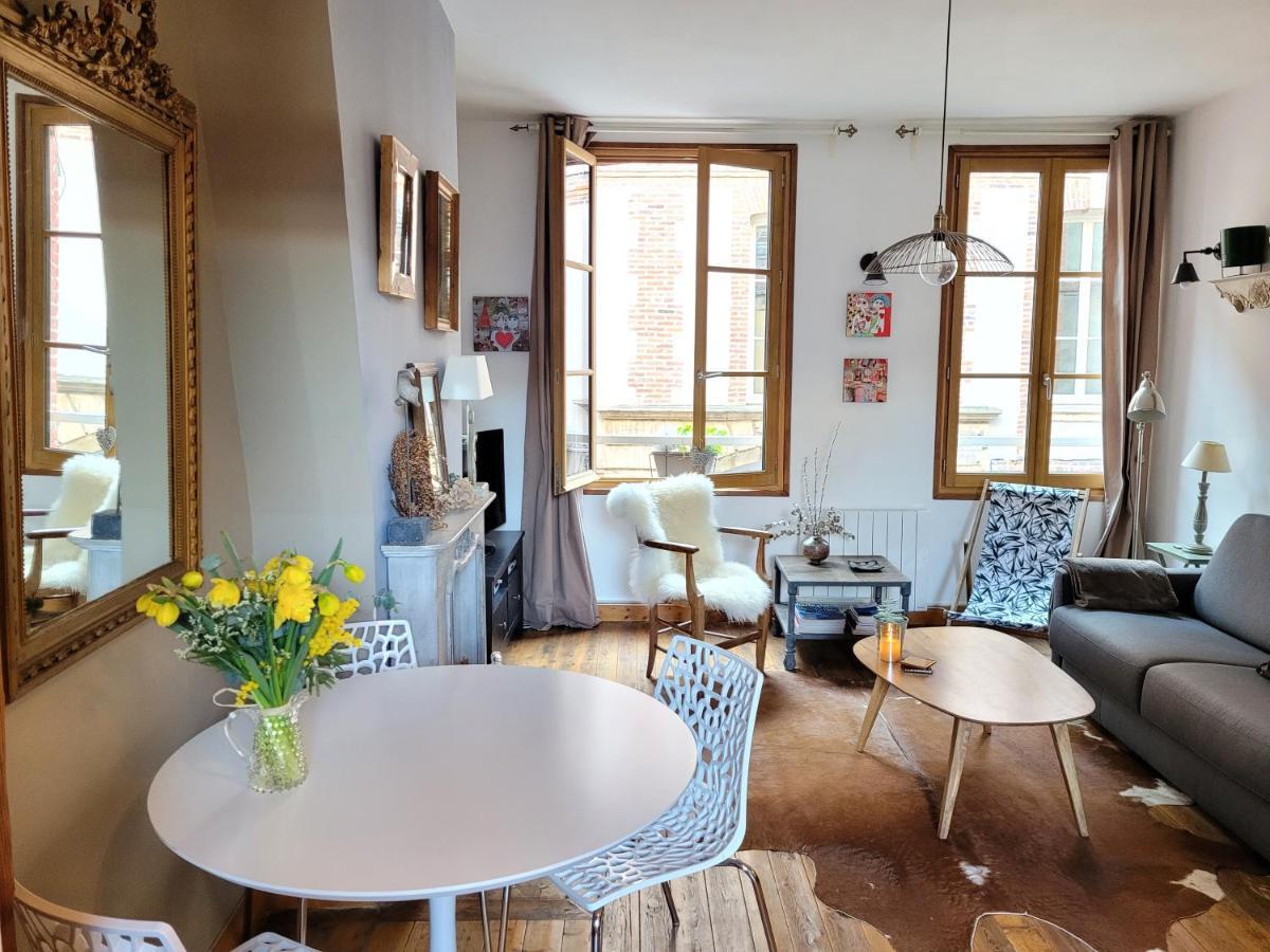 Ferienwohnung Le Valentin - Parking Prive - Coeur Historique Honfleur Exterior foto